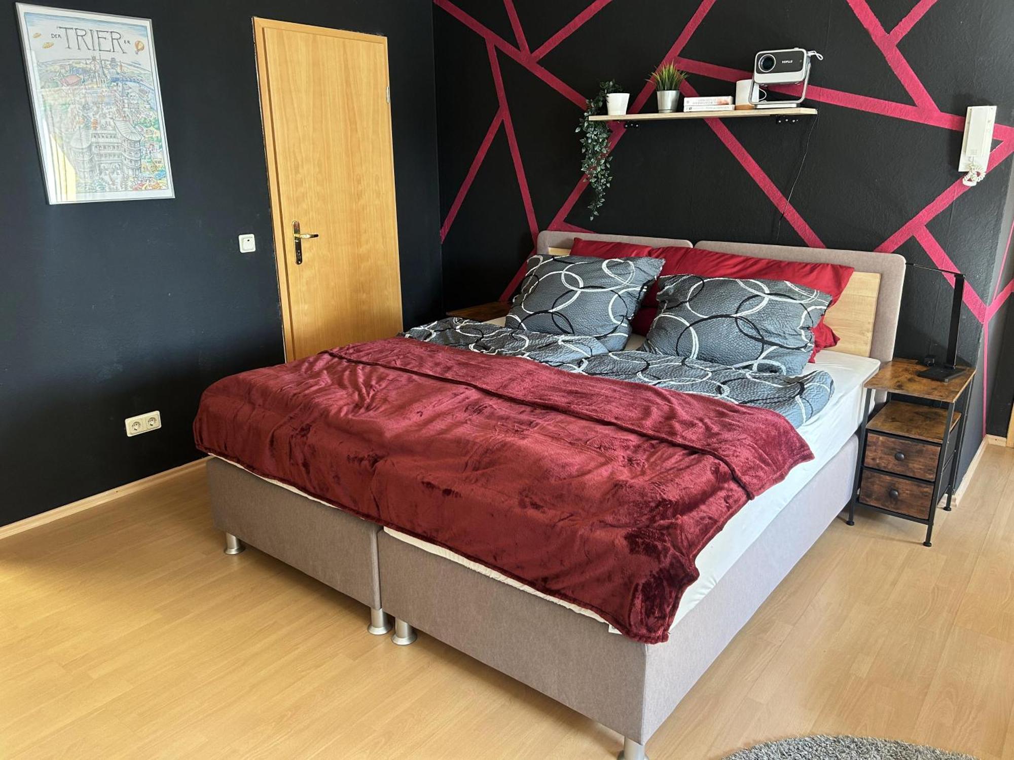 Zentrale Ferienwohnung Trier-Euren Mit Heimkino, Kueche, Wallbox & Kostenlose Fahrraeder 외부 사진
